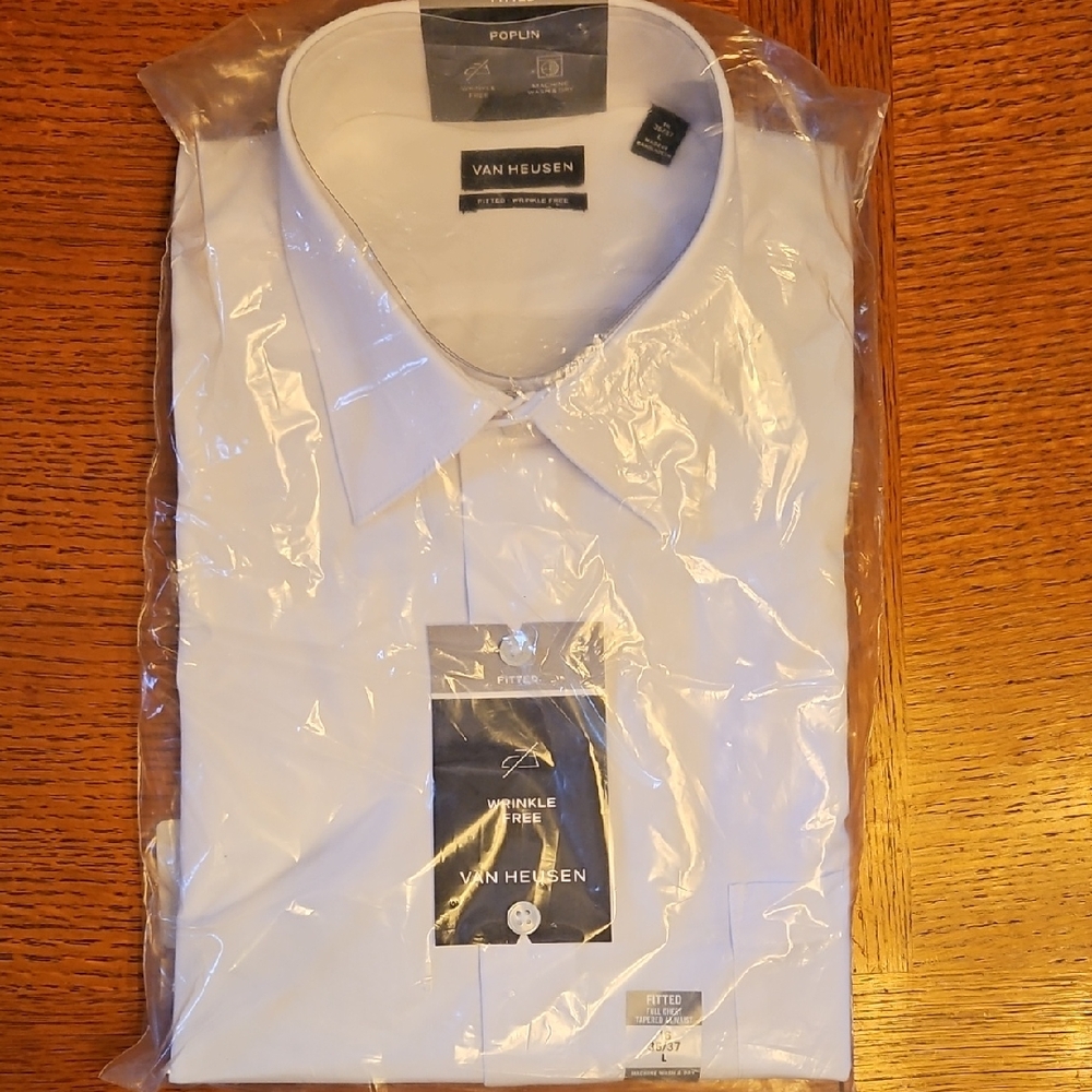 Van Heusen Elegant White Dress Shirt. Fitted. Wrinkle Free. 16-36/37